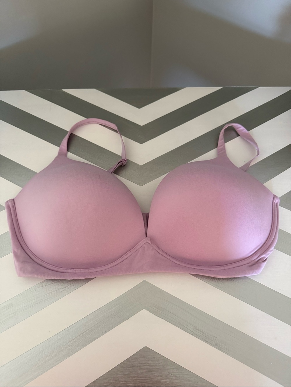 Victoria's Secret Mauve Light Pink Wireless Bra